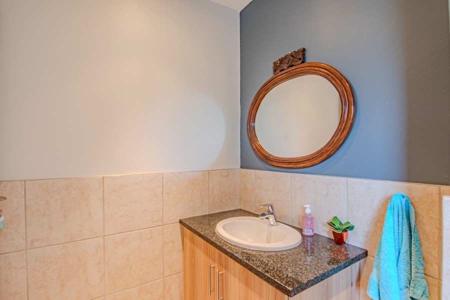 3 Bedroom Property for Sale in Lombardy Estate Gauteng