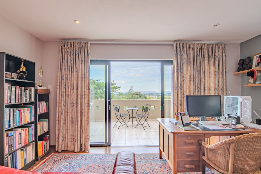 3 Bedroom Property for Sale in Lombardy Estate Gauteng