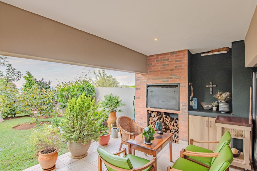 3 Bedroom Property for Sale in Lombardy Estate Gauteng