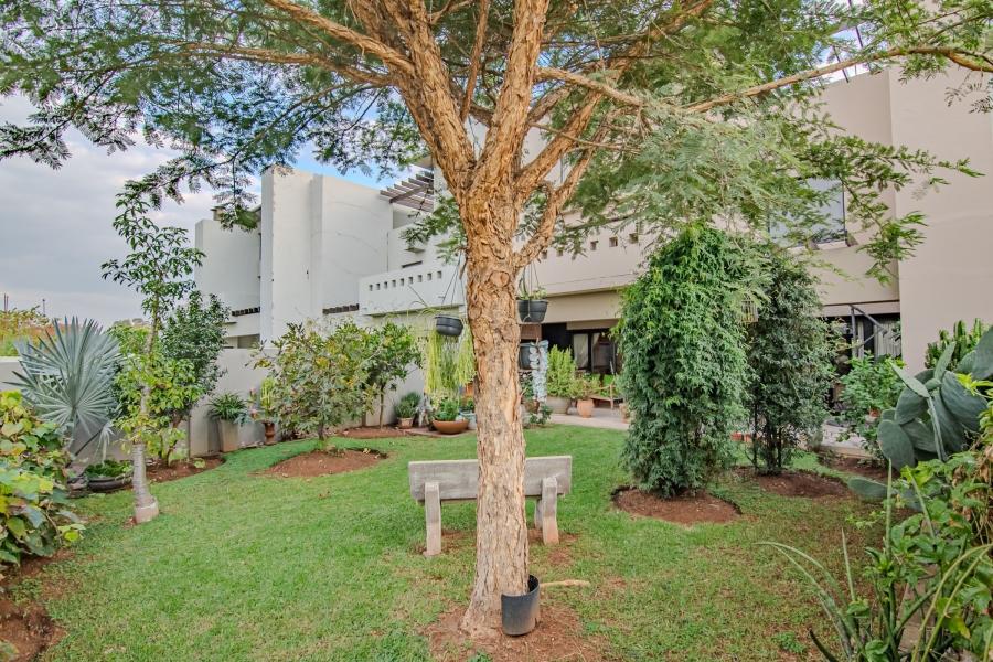 3 Bedroom Property for Sale in Lombardy Estate Gauteng