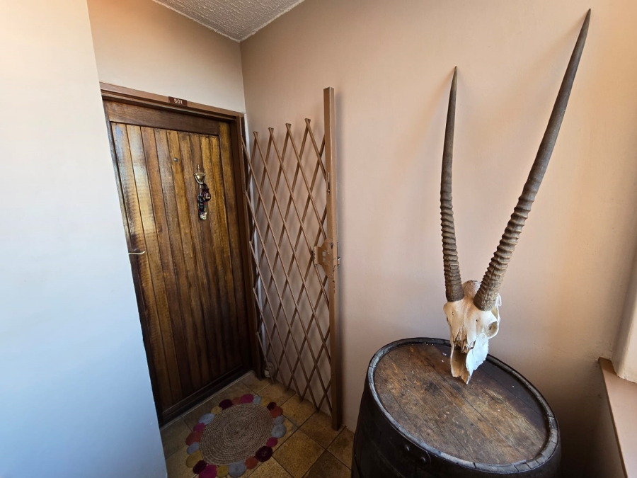 1 Bedroom Property for Sale in Wonderboom South Gauteng
