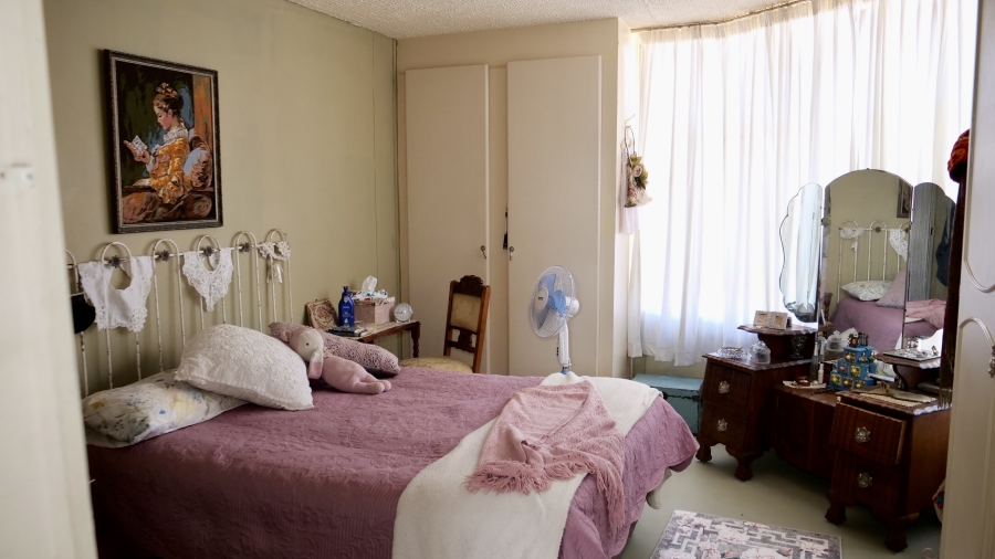 1 Bedroom Property for Sale in Wonderboom South Gauteng
