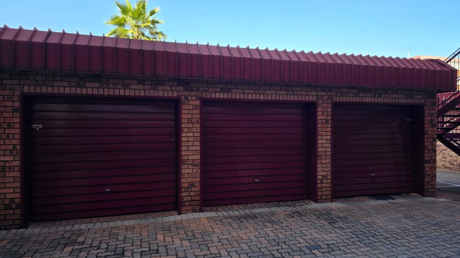 1 Bedroom Property for Sale in Wonderboom South Gauteng