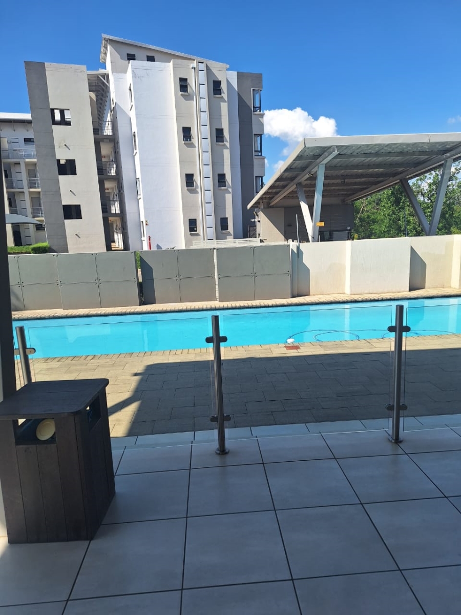 To Let 1 Bedroom Property for Rent in Fourways Gauteng