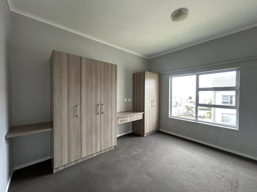 To Let 2 Bedroom Property for Rent in Blue Hills Gauteng