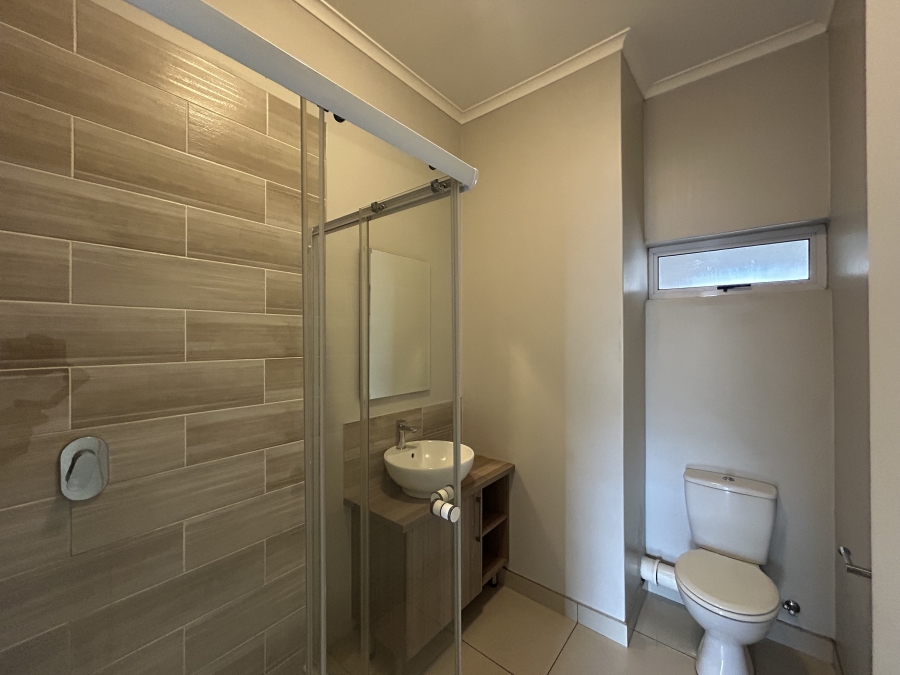 To Let 2 Bedroom Property for Rent in Blue Hills Gauteng
