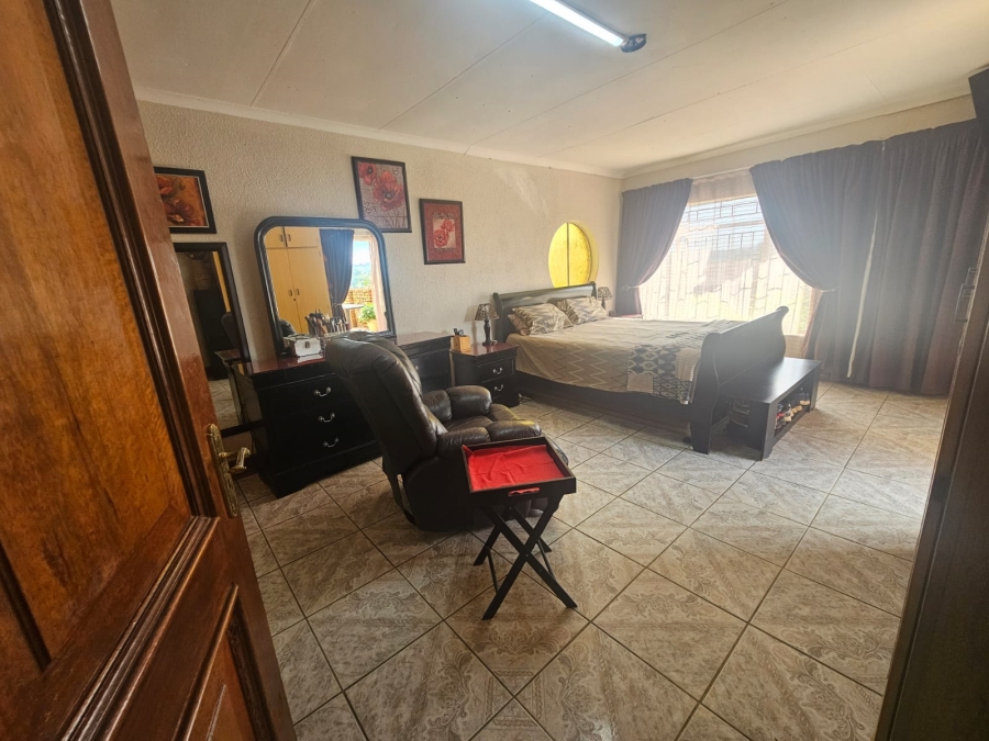 3 Bedroom Property for Sale in Greenhills Gauteng