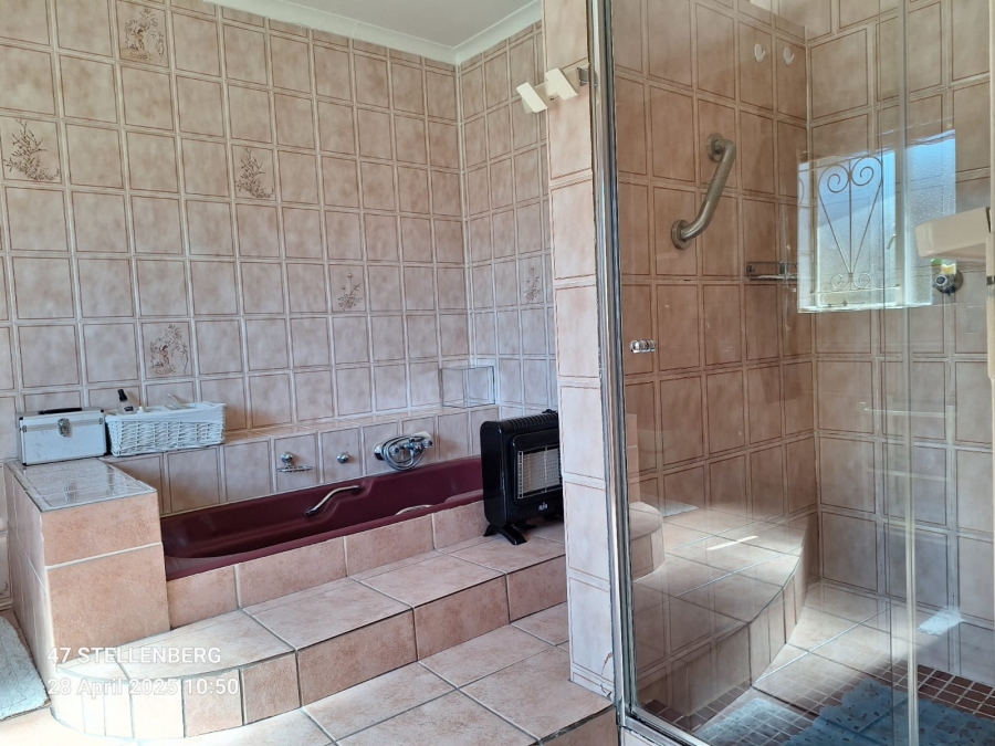 4 Bedroom Property for Sale in Lyndhurst Gauteng