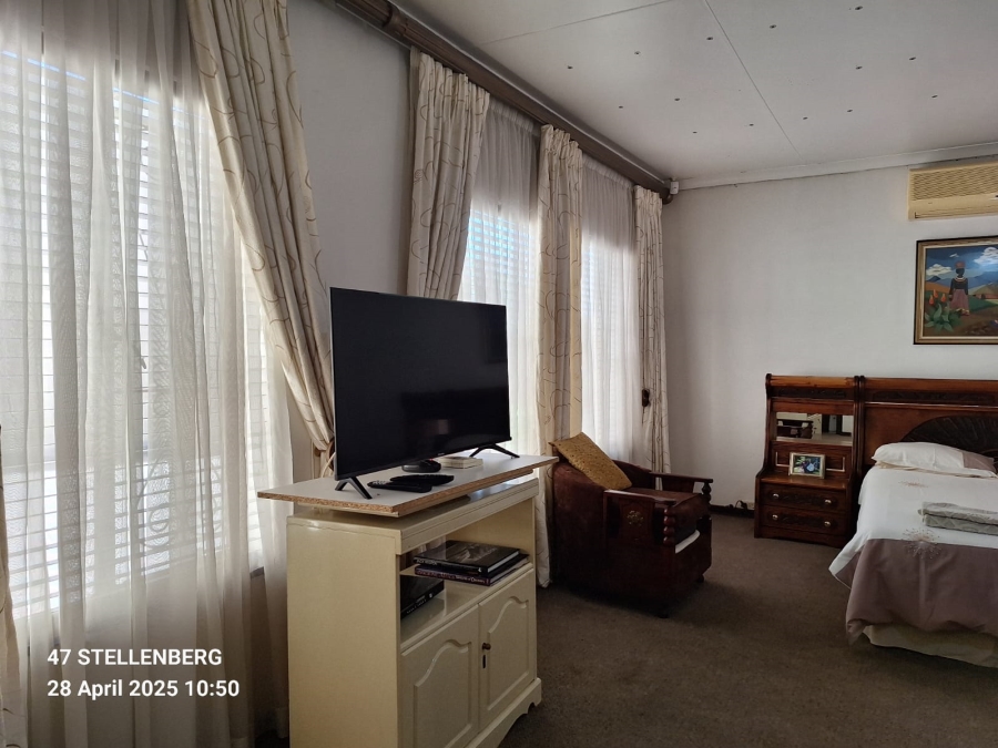 4 Bedroom Property for Sale in Lyndhurst Gauteng