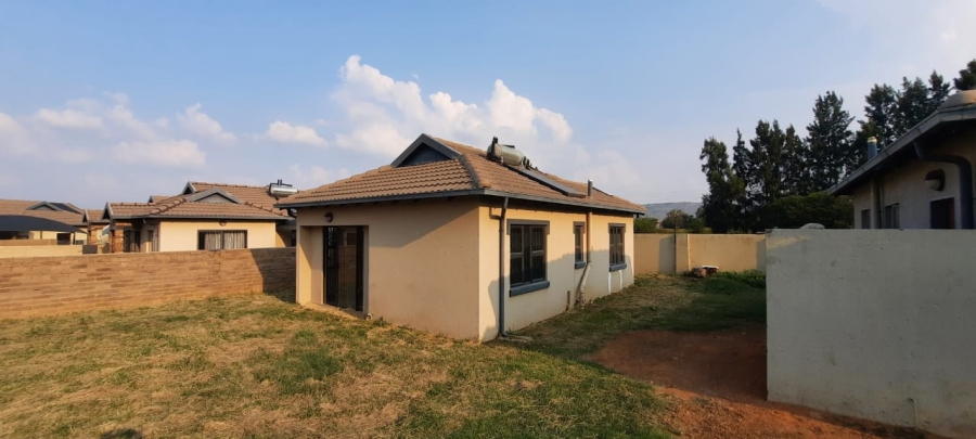 2 Bedroom Property for Sale in Andeon Gauteng
