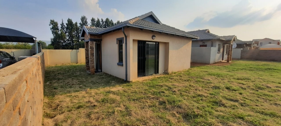 2 Bedroom Property for Sale in Andeon Gauteng
