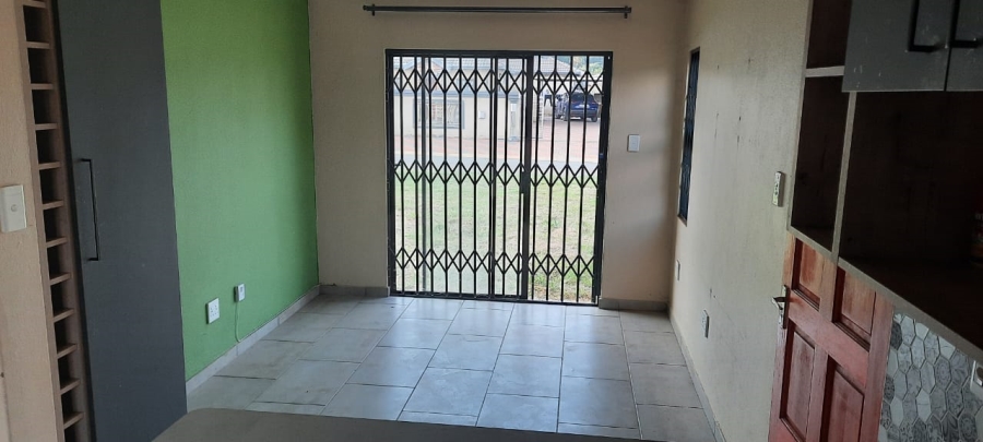 2 Bedroom Property for Sale in Andeon Gauteng
