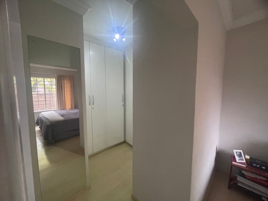 3 Bedroom Property for Sale in Eldoraigne Gauteng