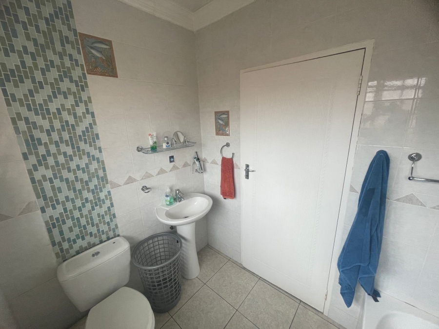 3 Bedroom Property for Sale in Eldoraigne Gauteng