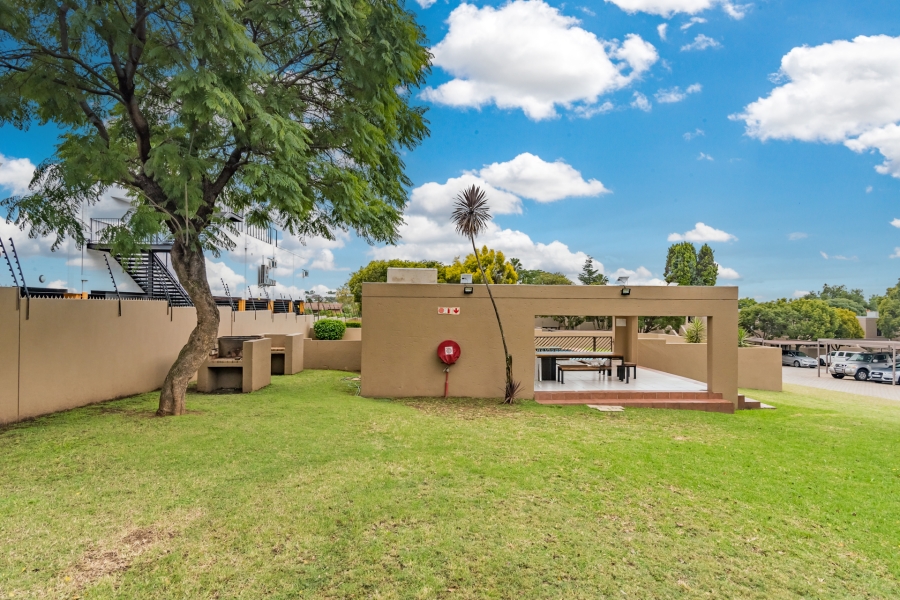 2 Bedroom Property for Sale in Morningside Gauteng