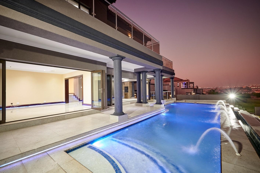 6 Bedroom Property for Sale in Blue Valley Golf Estate Gauteng
