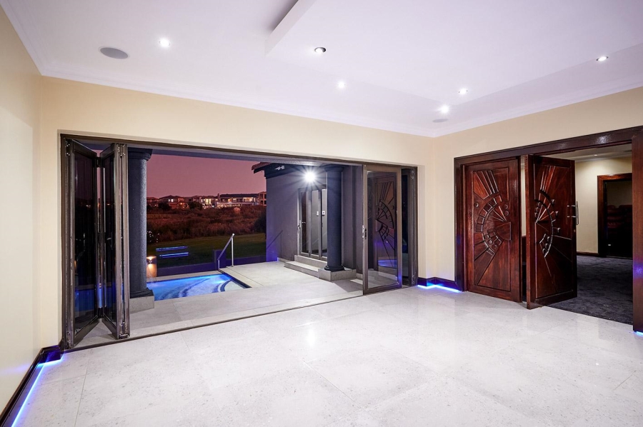 6 Bedroom Property for Sale in Blue Valley Golf Estate Gauteng
