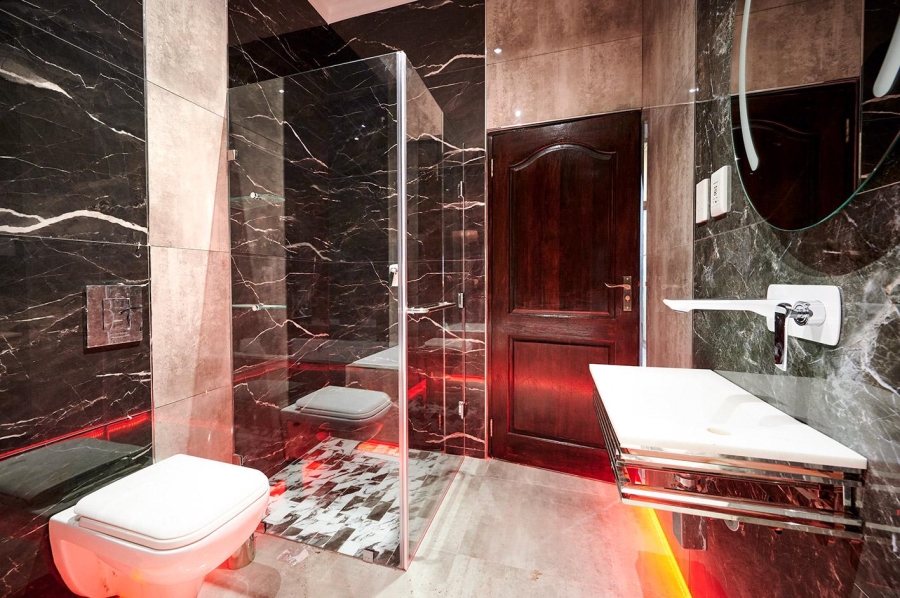 6 Bedroom Property for Sale in Blue Valley Golf Estate Gauteng