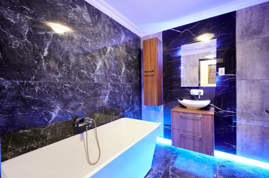 6 Bedroom Property for Sale in Blue Valley Golf Estate Gauteng