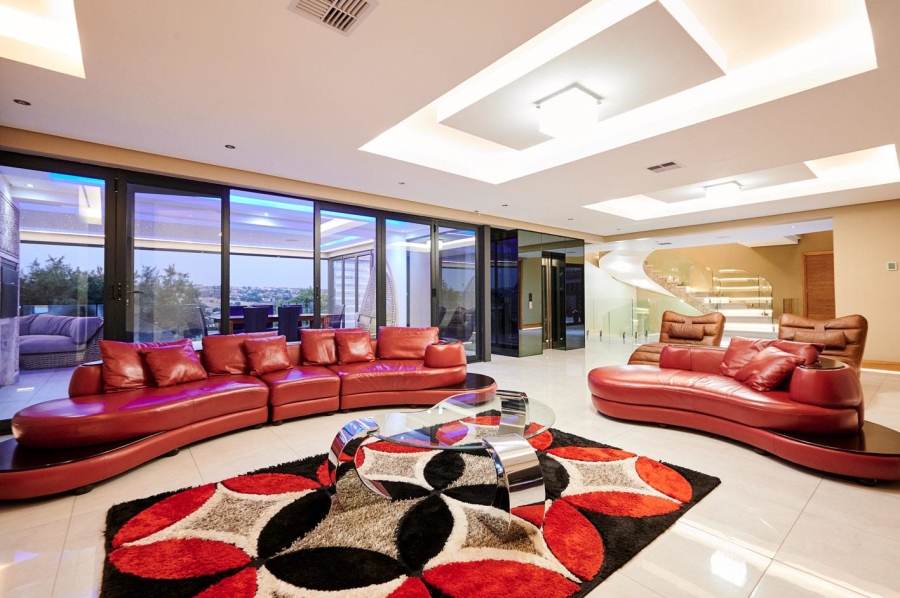 7 Bedroom Property for Sale in Blue Valley Golf Estate Gauteng