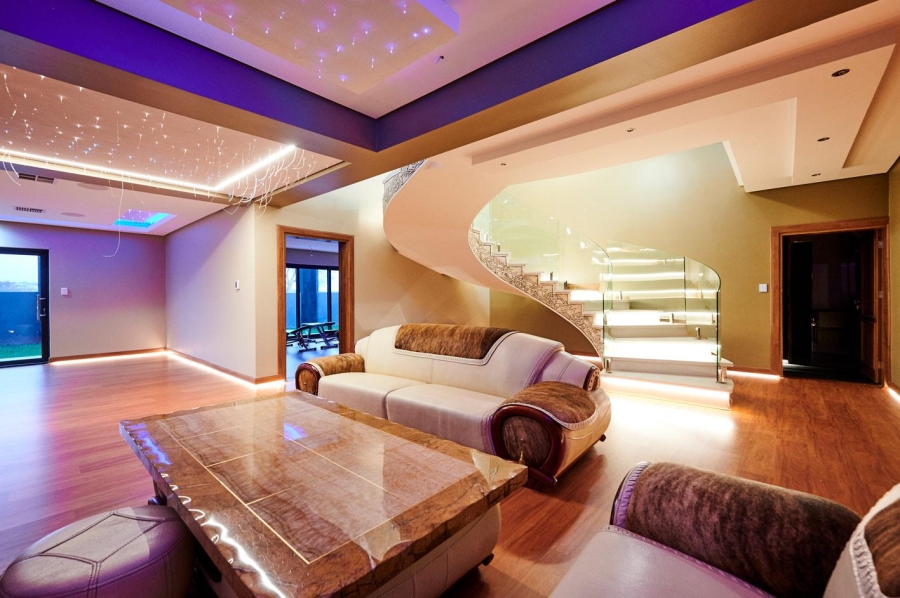 7 Bedroom Property for Sale in Blue Valley Golf Estate Gauteng