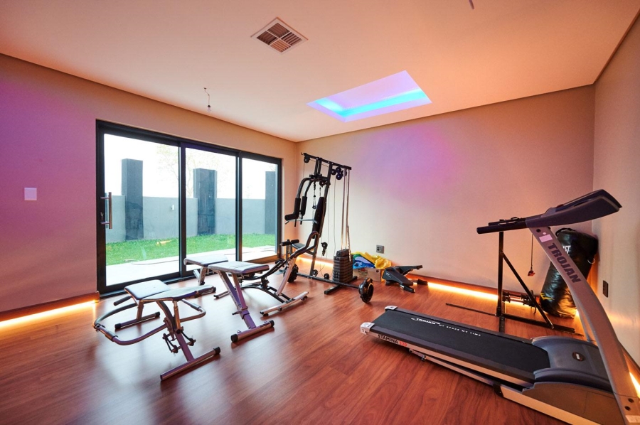 7 Bedroom Property for Sale in Blue Valley Golf Estate Gauteng