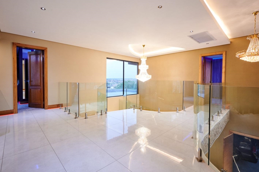 7 Bedroom Property for Sale in Blue Valley Golf Estate Gauteng