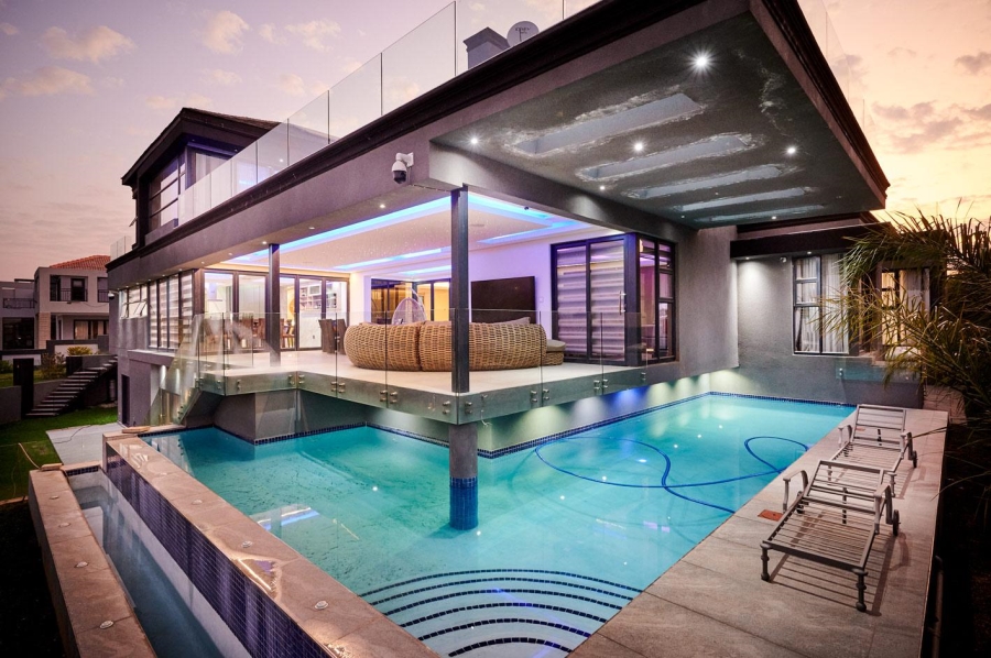 7 Bedroom Property for Sale in Blue Valley Golf Estate Gauteng