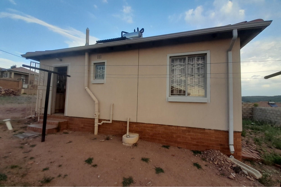 To Let 2 Bedroom Property for Rent in Glenway Estate Gauteng