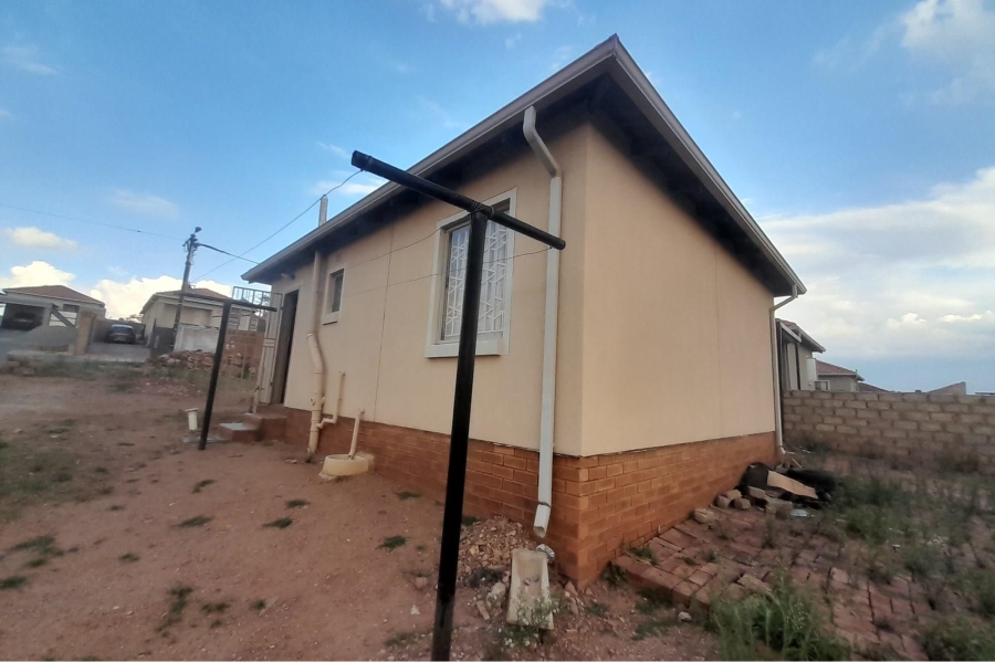 To Let 2 Bedroom Property for Rent in Glenway Estate Gauteng