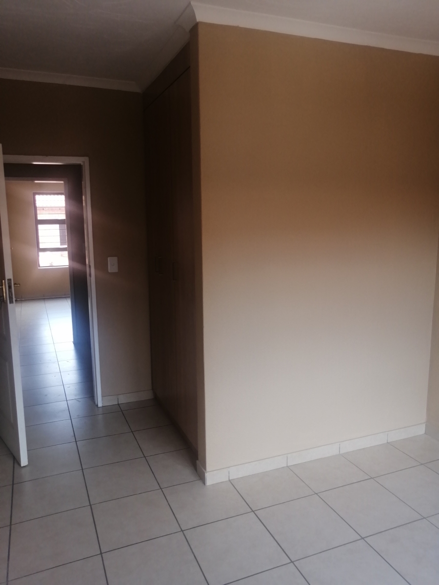 To Let 3 Bedroom Property for Rent in Willow Park Manor Gauteng
