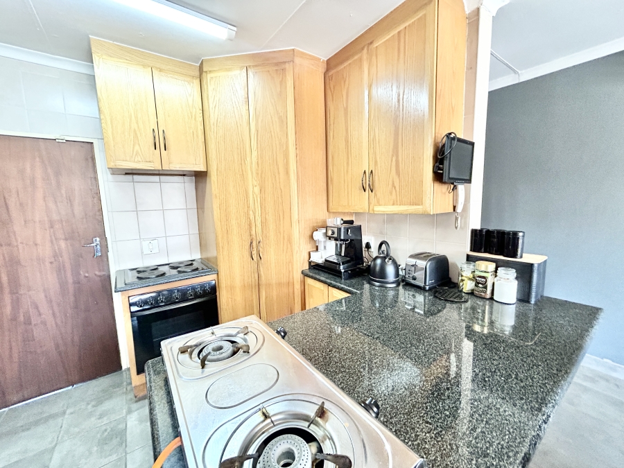 4 Bedroom Property for Sale in Thatchfield Glen Gauteng