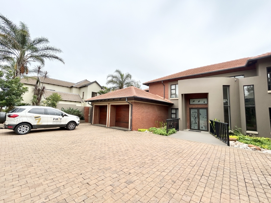 To Let 6 Bedroom Property for Rent in Midstream Estate Gauteng