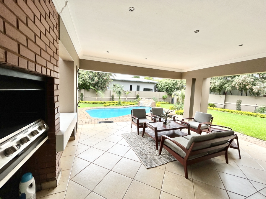 To Let 6 Bedroom Property for Rent in Midstream Estate Gauteng