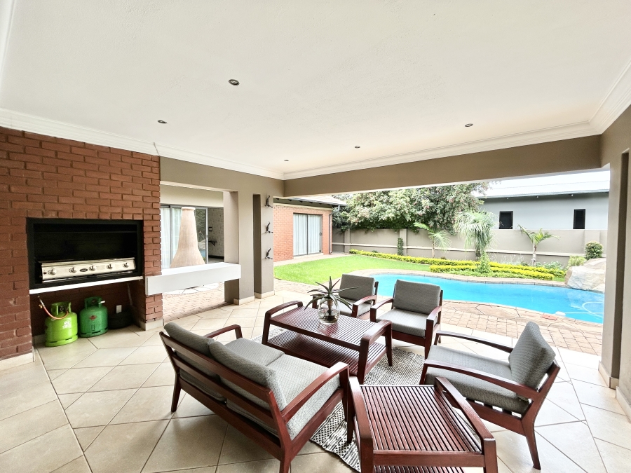 To Let 6 Bedroom Property for Rent in Midstream Estate Gauteng