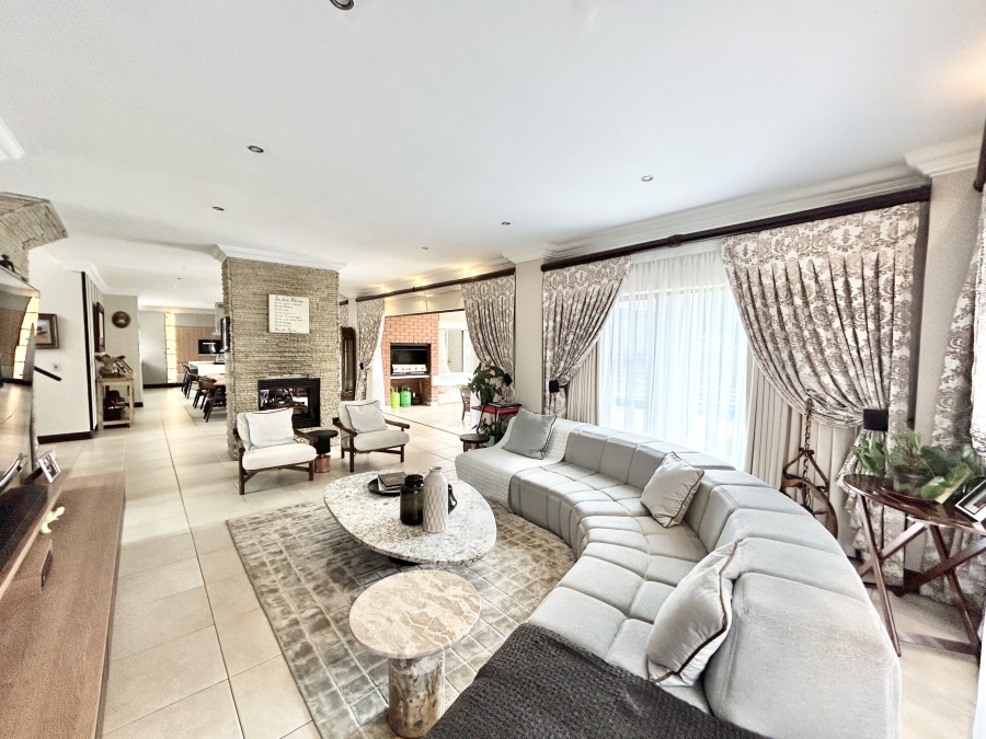 To Let 6 Bedroom Property for Rent in Midstream Estate Gauteng