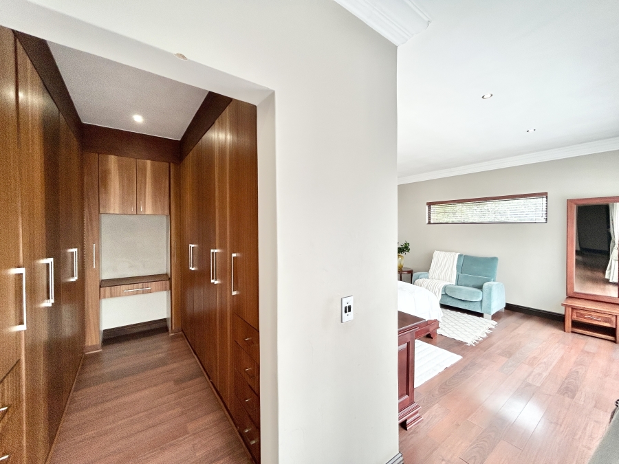 To Let 6 Bedroom Property for Rent in Midstream Estate Gauteng