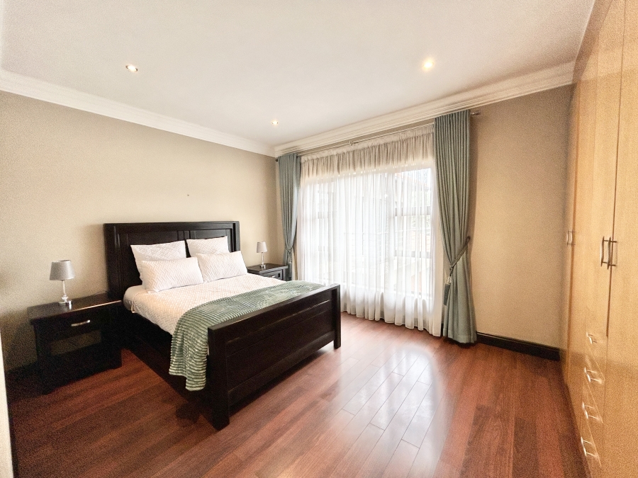To Let 6 Bedroom Property for Rent in Midstream Estate Gauteng