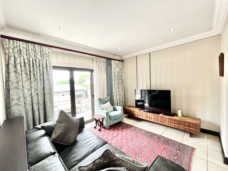 To Let 6 Bedroom Property for Rent in Midstream Estate Gauteng