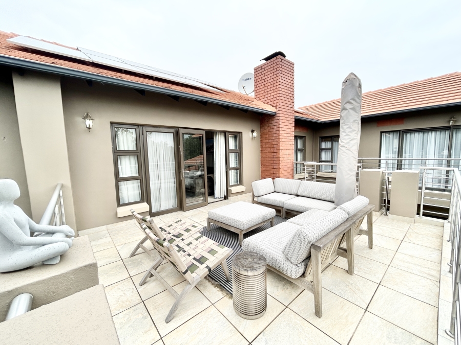 To Let 6 Bedroom Property for Rent in Midstream Estate Gauteng