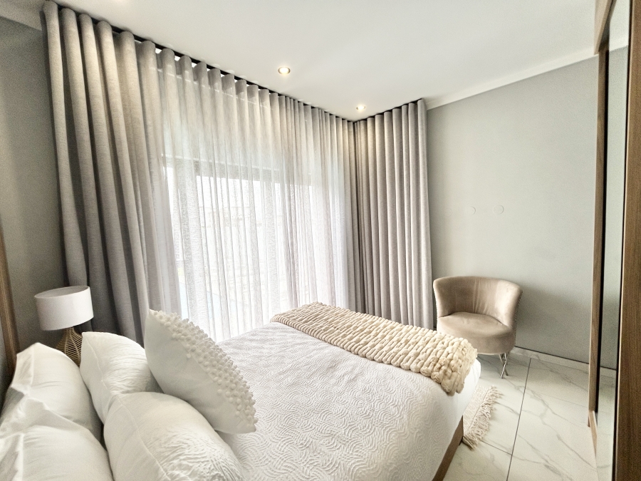 To Let 5 Bedroom Property for Rent in Midstream Heights Gauteng