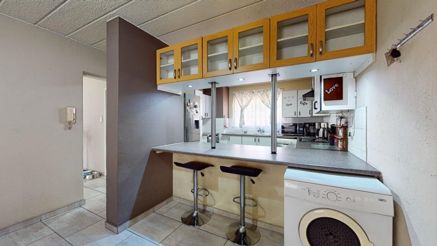 1 Bedroom Property for Sale in Witfield Gauteng