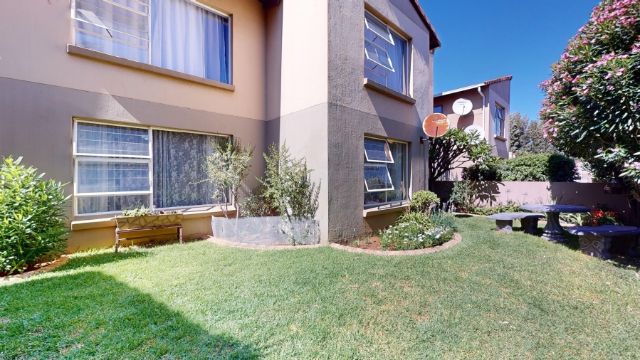 1 Bedroom Property for Sale in Witfield Gauteng
