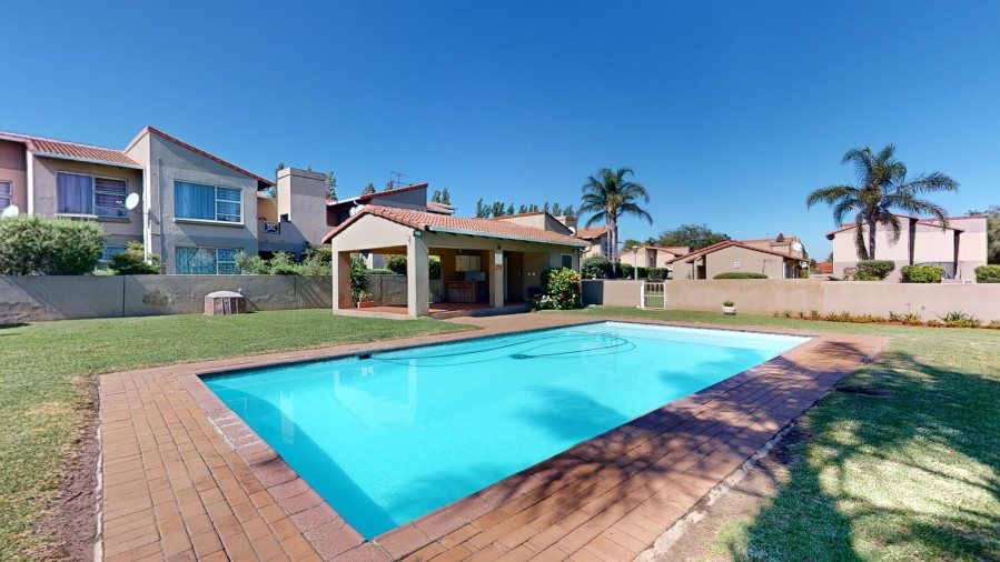 1 Bedroom Property for Sale in Witfield Gauteng
