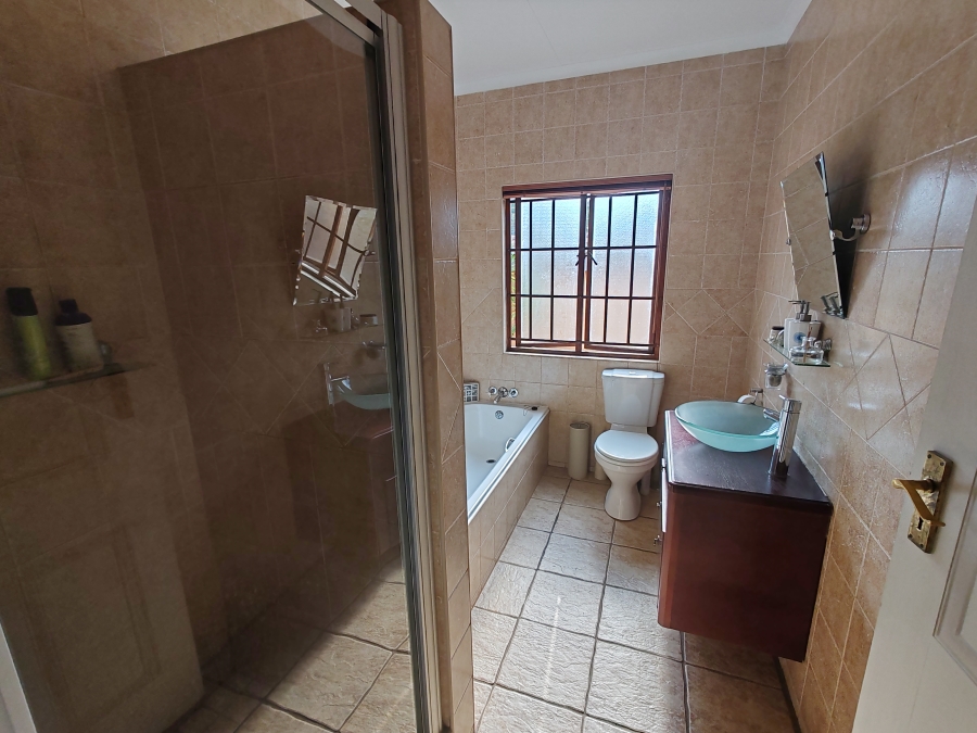 2 Bedroom Property for Sale in Heatherview Gauteng
