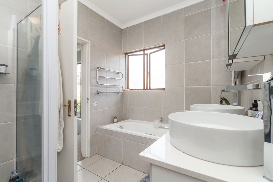 3 Bedroom Property for Sale in Paulshof Gauteng