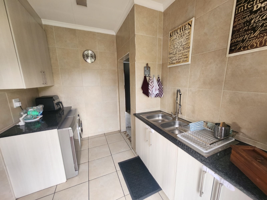3 Bedroom Property for Sale in Dalview Gauteng