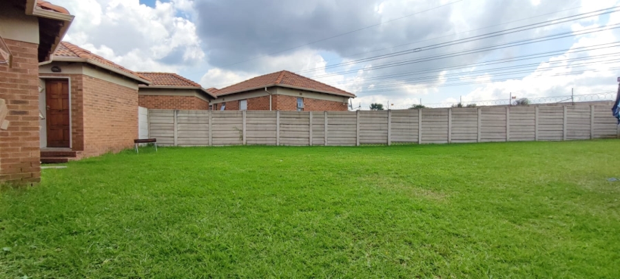 3 Bedroom Property for Sale in Thatch Hill Estate Gauteng