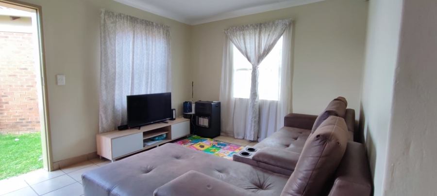 3 Bedroom Property for Sale in Thatch Hill Estate Gauteng