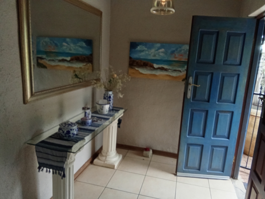 4 Bedroom Property for Sale in Constantia Kloof Gauteng